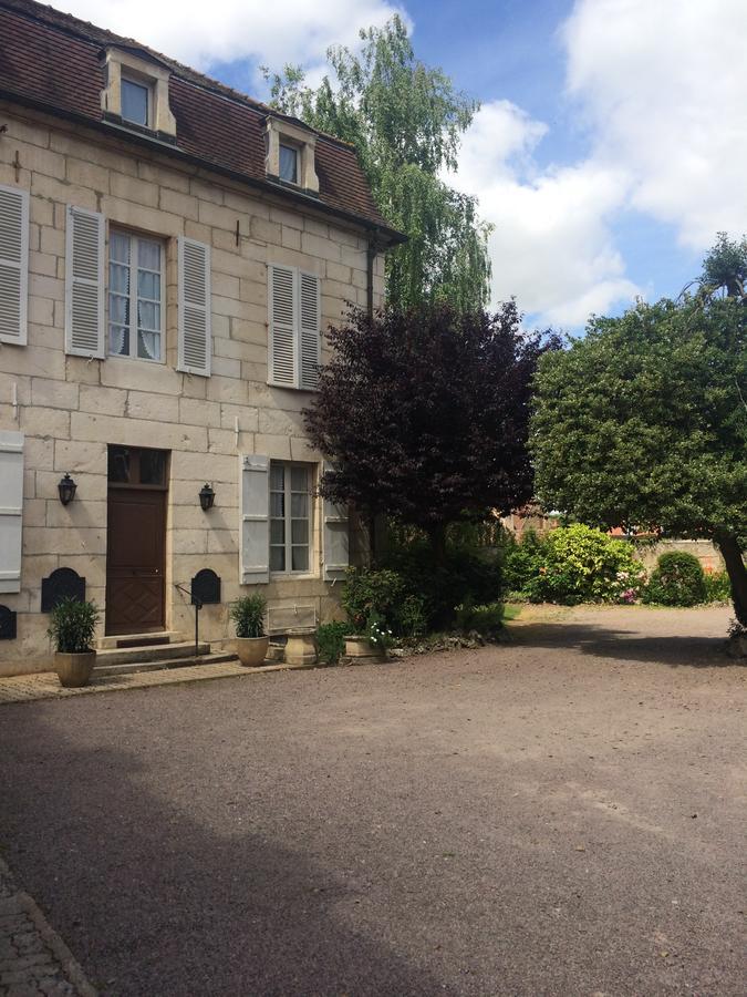 Hôtel des Cymaises Semur-en-Auxois Exterior foto